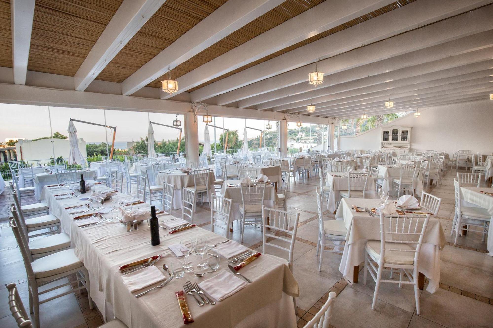 Hotel Tritone Lipari Exterior foto